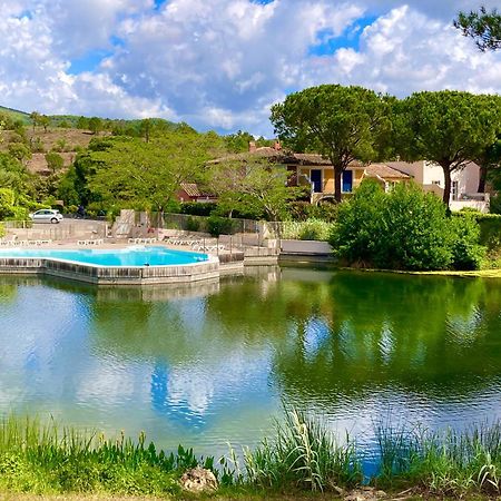 LES RESTANQUES vue mer et jardin accès piscine Grimaud Esterno foto