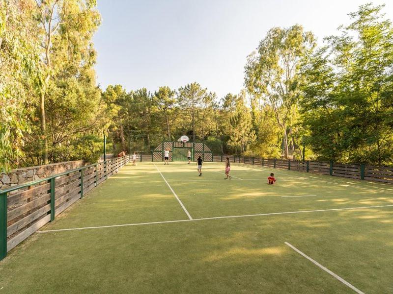 LES RESTANQUES vue mer et jardin accès piscine Grimaud Esterno foto