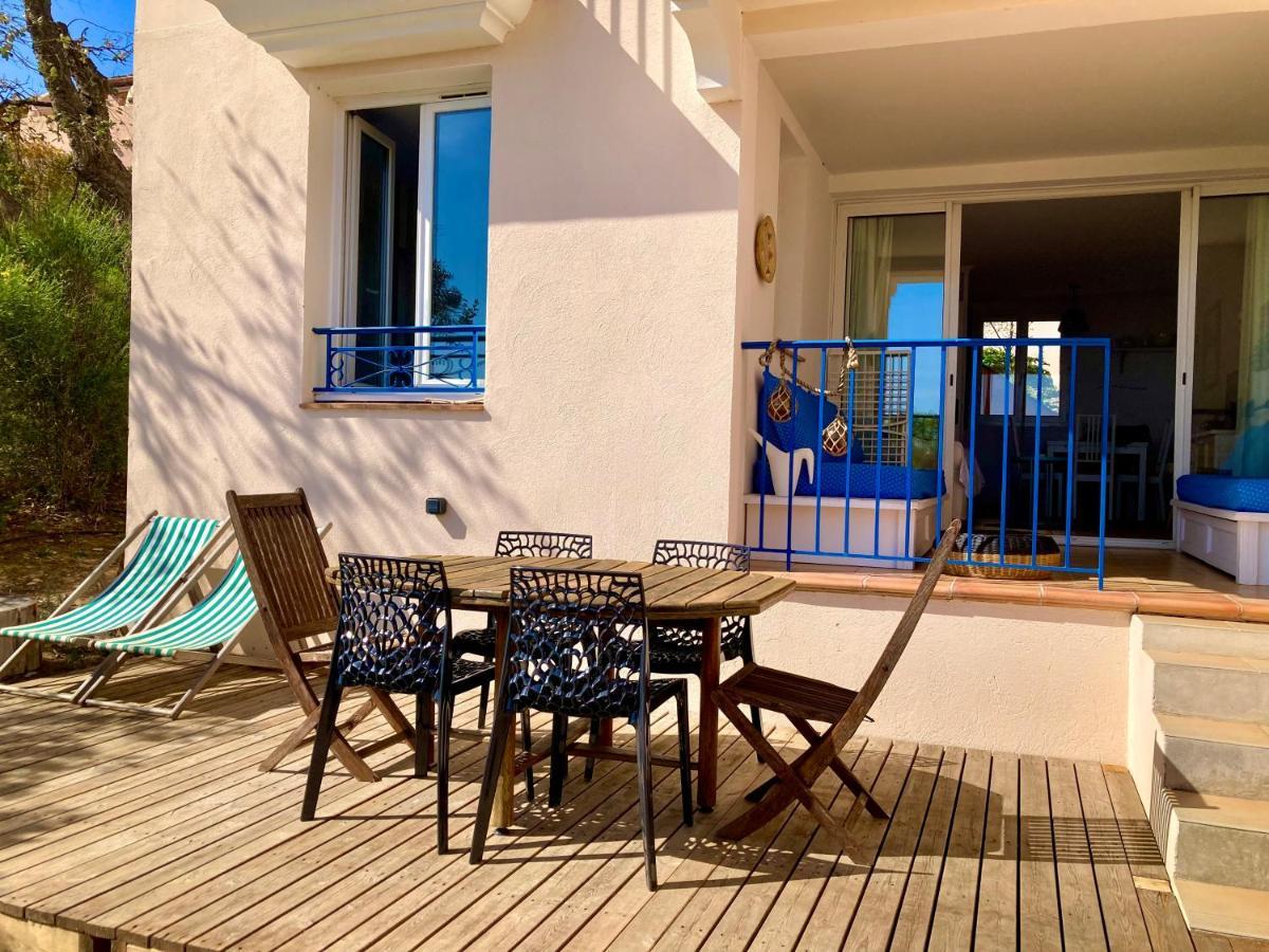 LES RESTANQUES vue mer et jardin accès piscine Grimaud Esterno foto